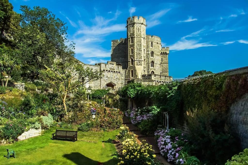Beautiful Windsor 2 Bed, Perfect Location, 5 Mins Walk To Centre, Free Parking, Legoland, Ascot Apartman Kültér fotó